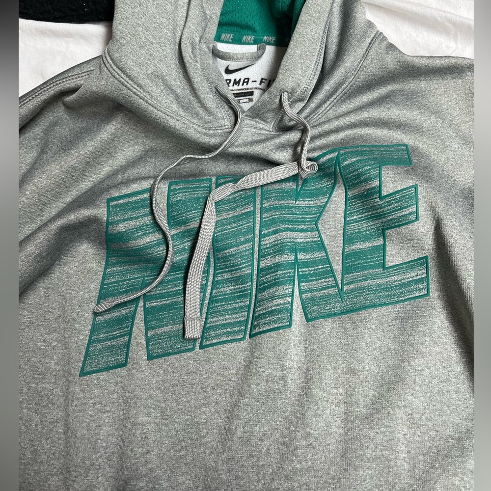 Size XL Nike hoodie. Women or men’s